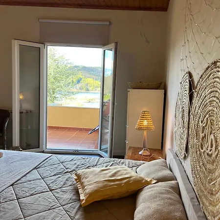Pnp Geres - Casa On The 1 Apartment *