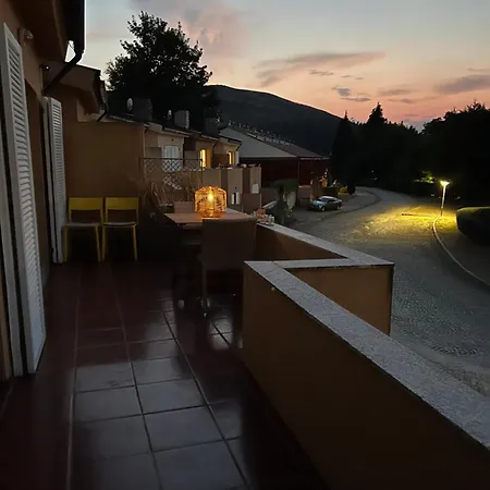 Pnp Geres - Casa On The 1 Apartment *